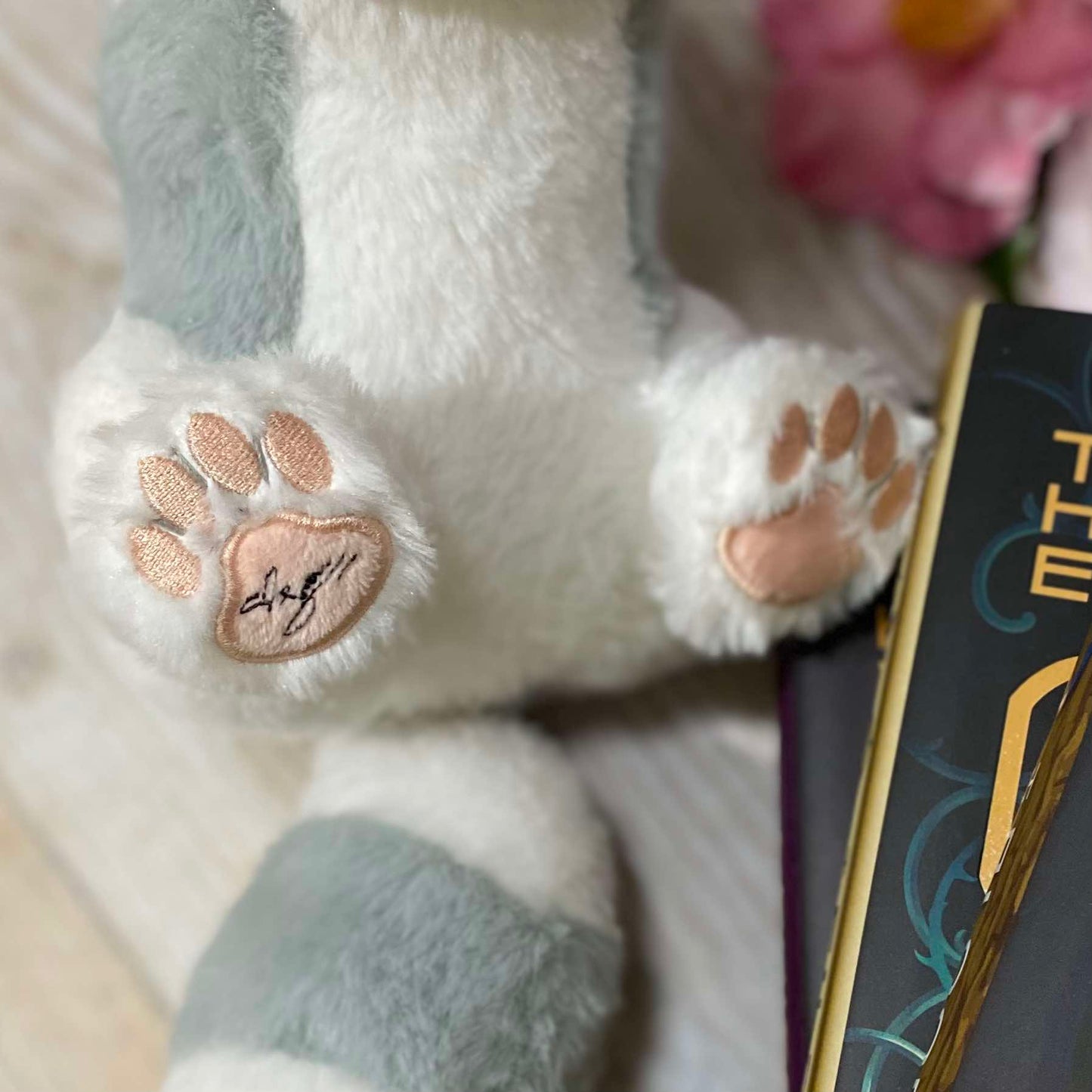 The Prison Healer Flox Plushie