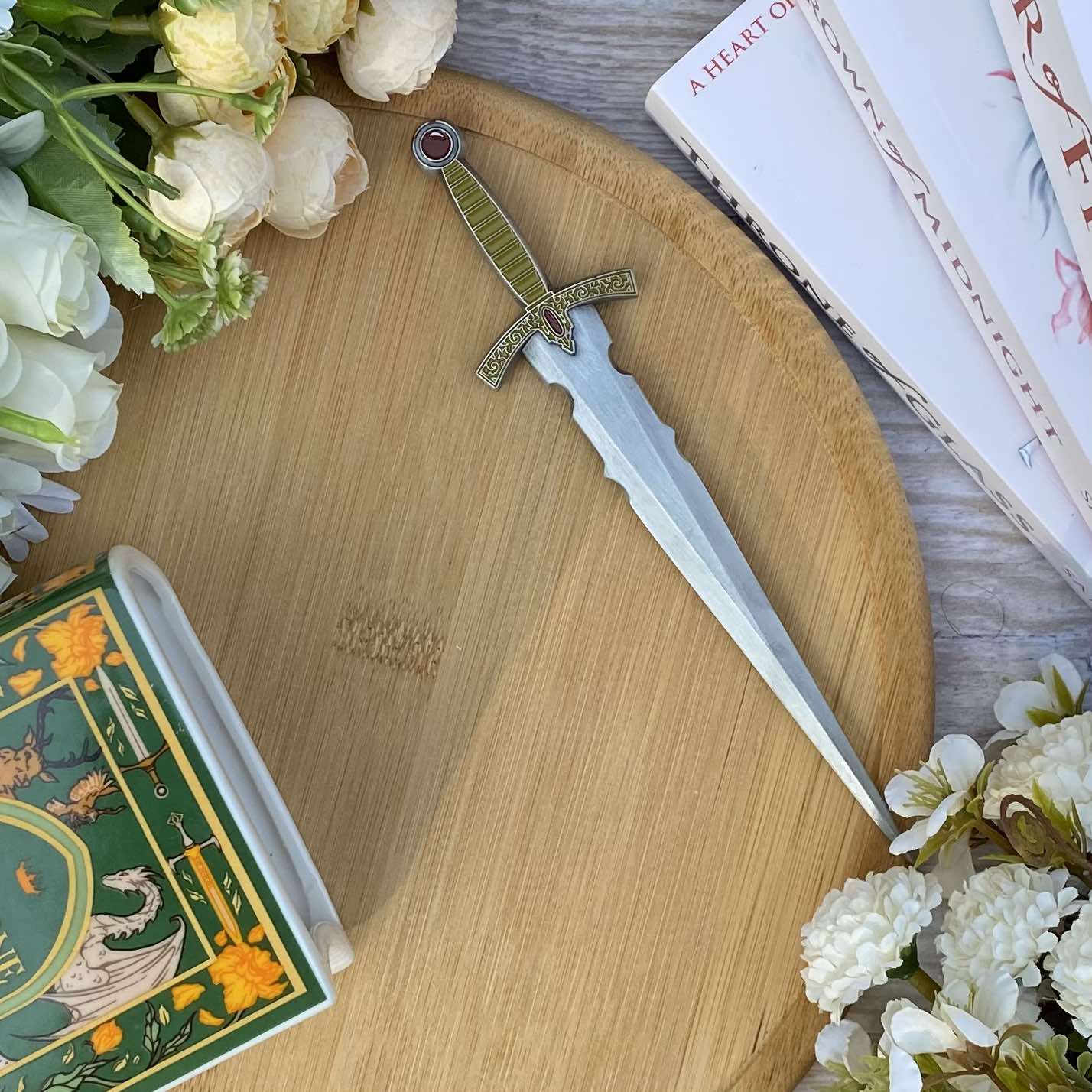 Throne of Glass Goldryn Replica