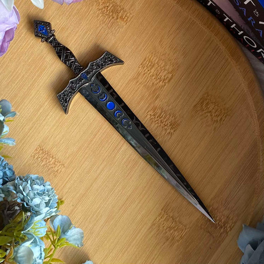 A Court of Thorns and Roses Truthteller Replica