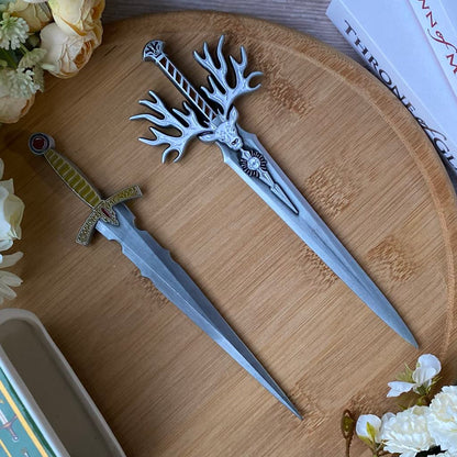 Throne of Glass Replica Preorder