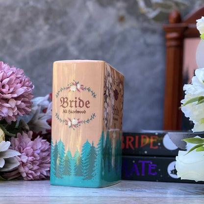 Bride Bookpot