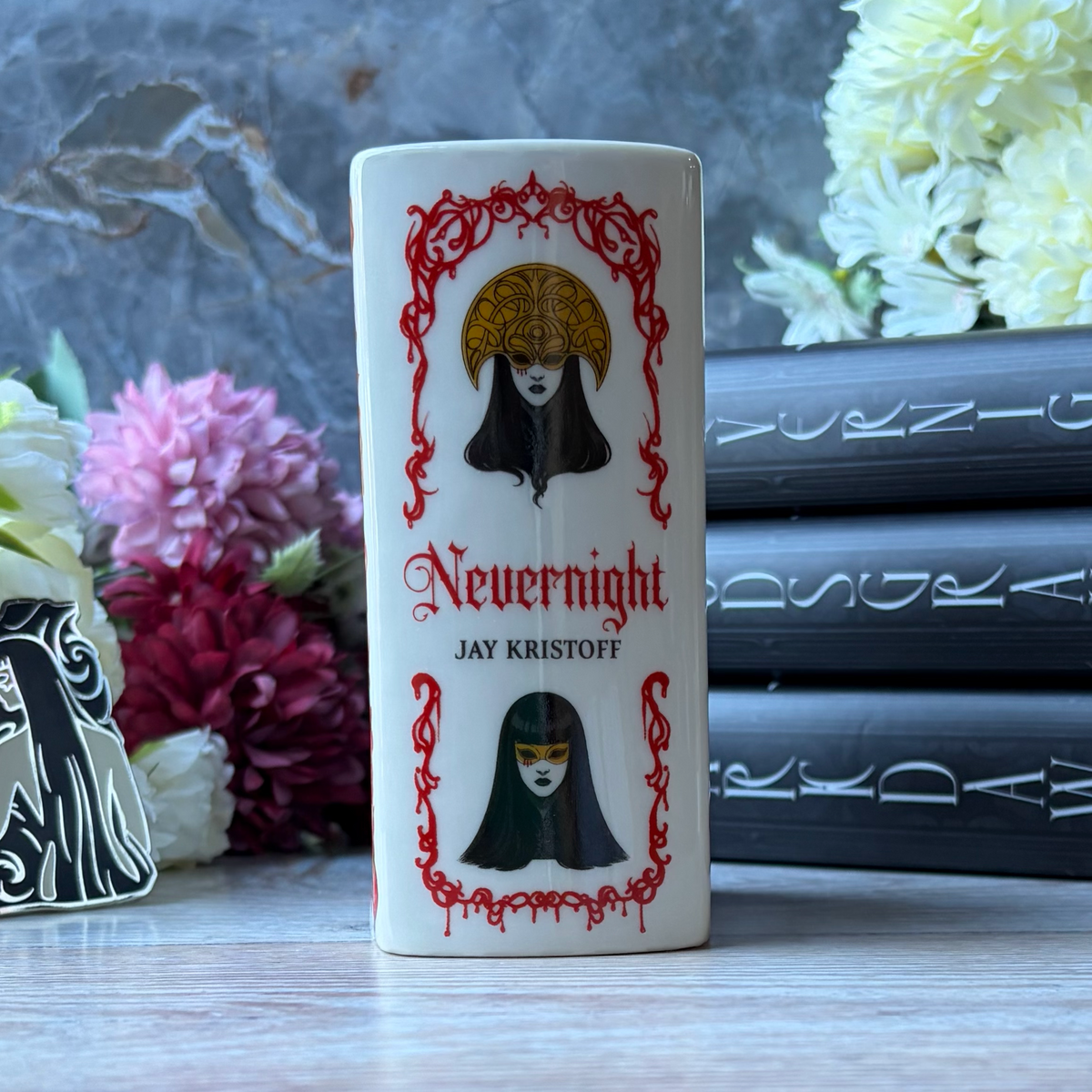 Nevernight Bookpot