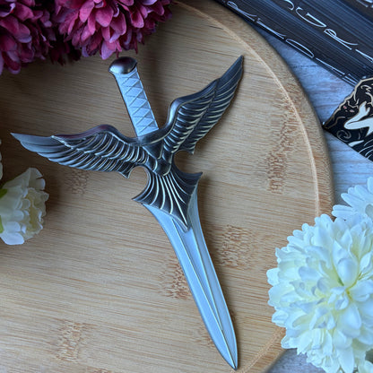 Nevernight Replica