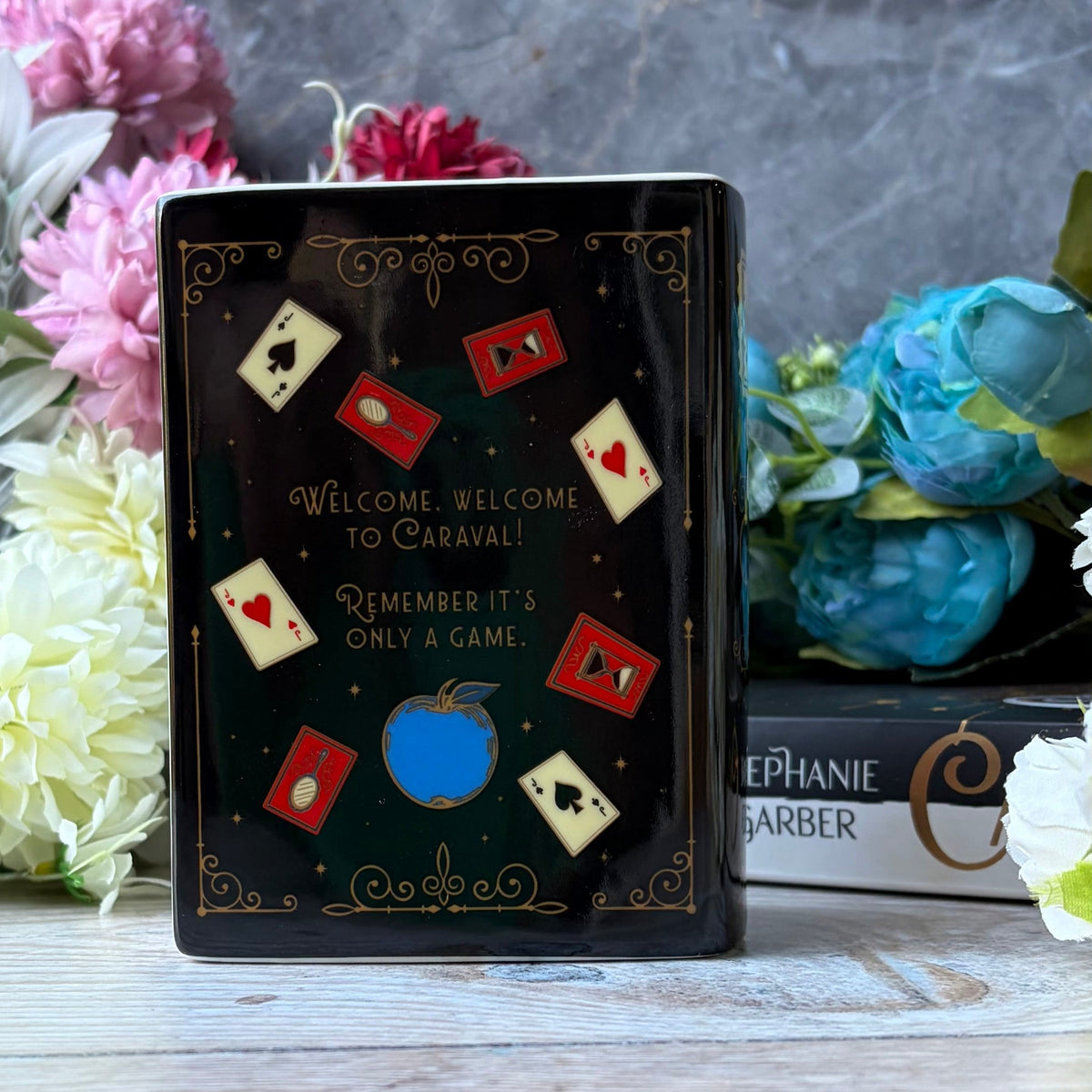 Caraval Bookpot