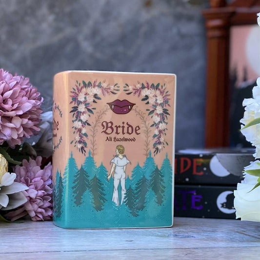 Bride Bookpot